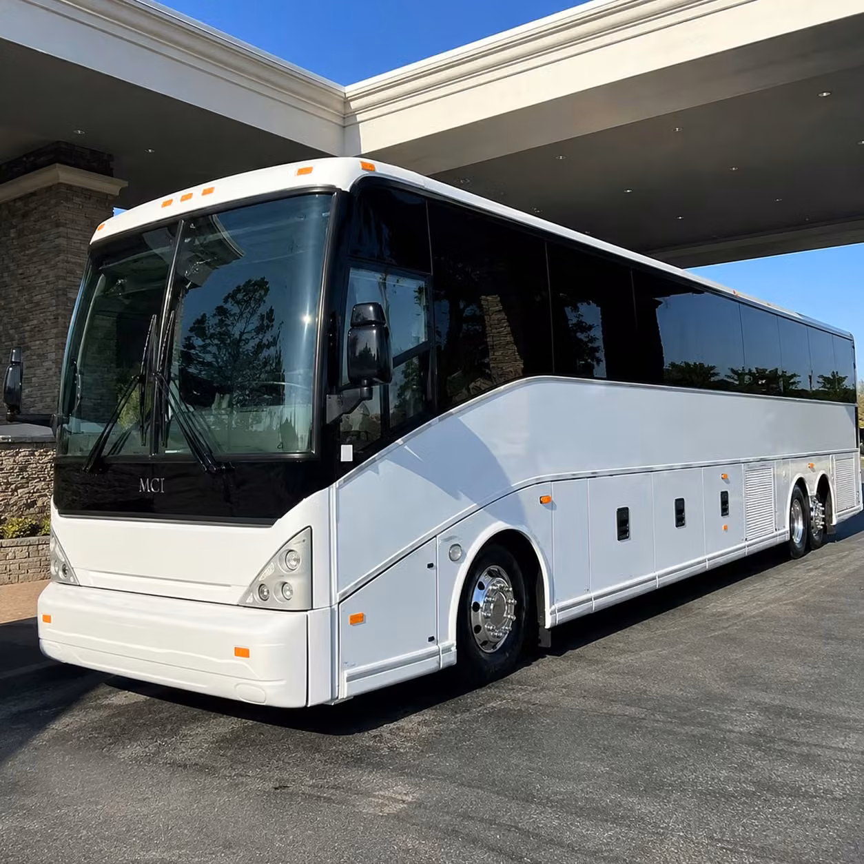 new rochelle long distance bus rentals
